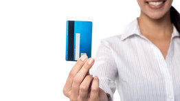 Egy szakértő elárulta, hogyan védhetjük meg bankkártyáink adatait – Ezekre a fontos dolgokra figyeljen oda!