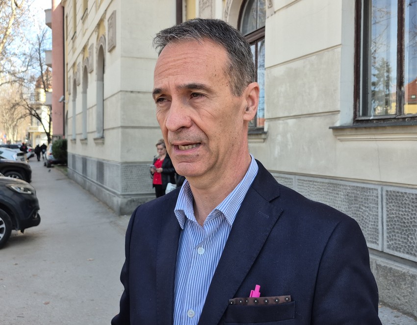 Advokat Milan Petrović