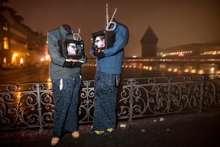 Horror na ulicach! Niezwykły karnawał w Lucernie