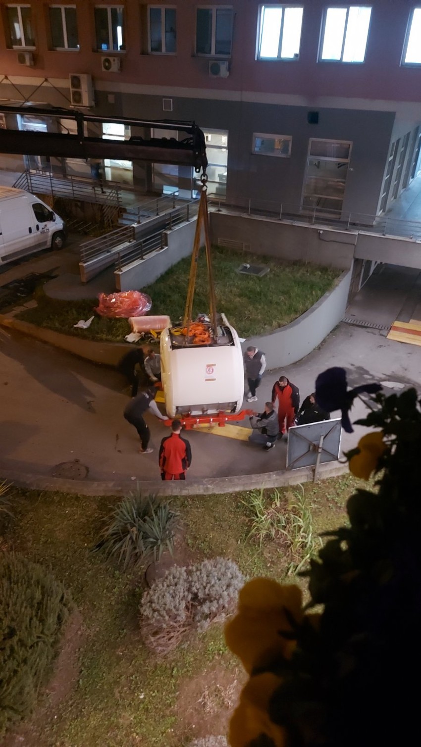 Unošenje aparata pod okriljem noći