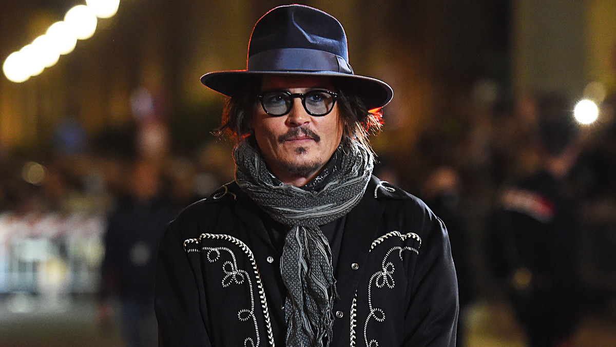 Johnny Depp podczas kłótni stracił czubek palca. Zeznania lekarza