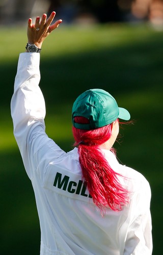 Caroline Wozniacki wygląda jak Michał Wiśniewski. Co ona zrobiła z włosami?