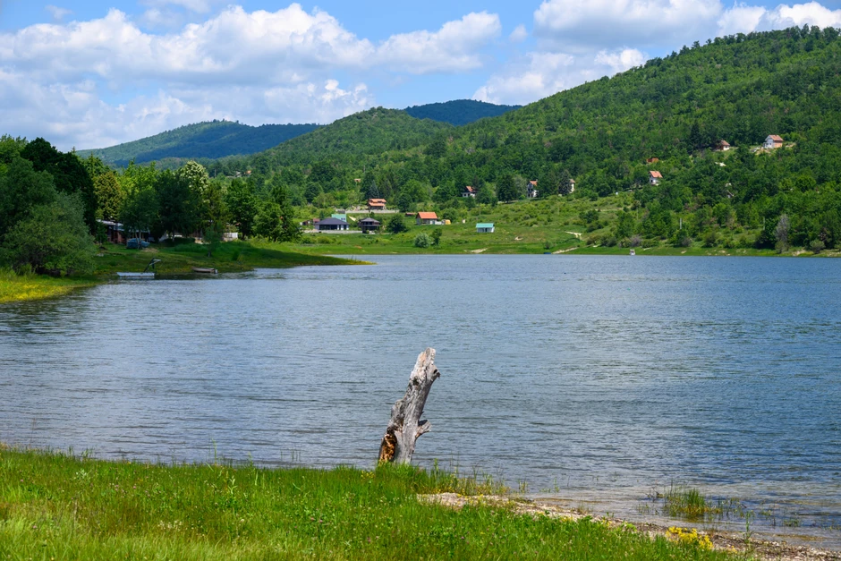 Borsko jezero