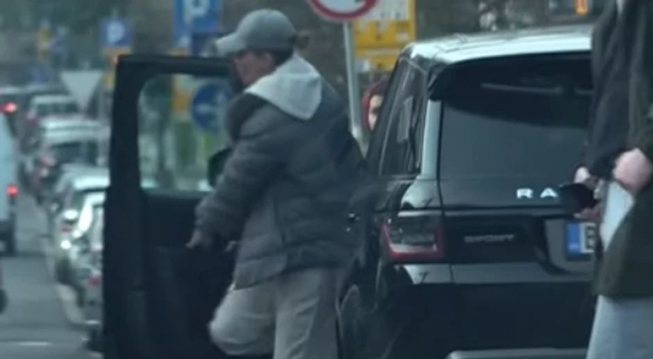 Melina Džinović ide kod frizera