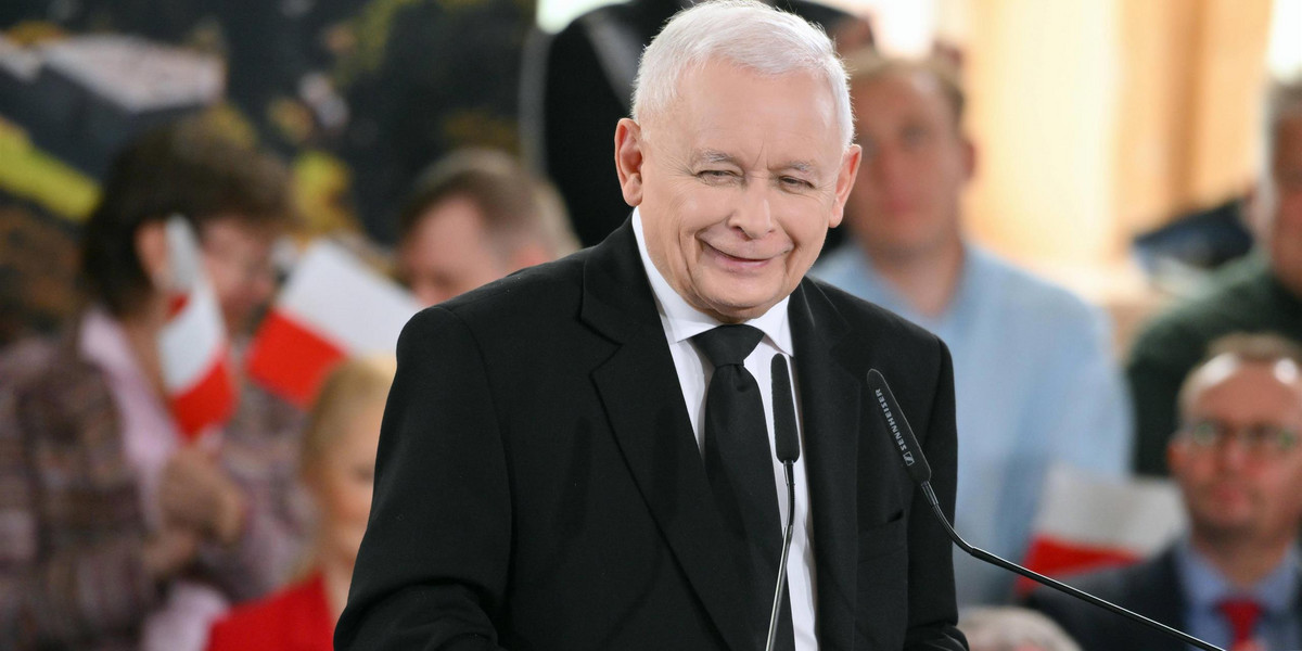 Kaczyński może spać spokojnie. Nie stracił immunitetu.
