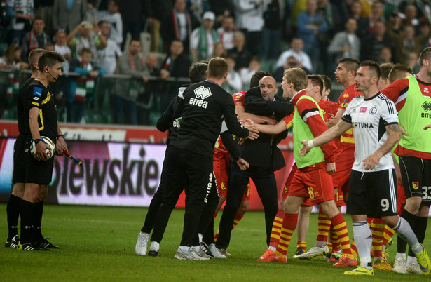 Jagiellonia po meczu z Legią czuje się okradziona przez sędziego. WIDEO