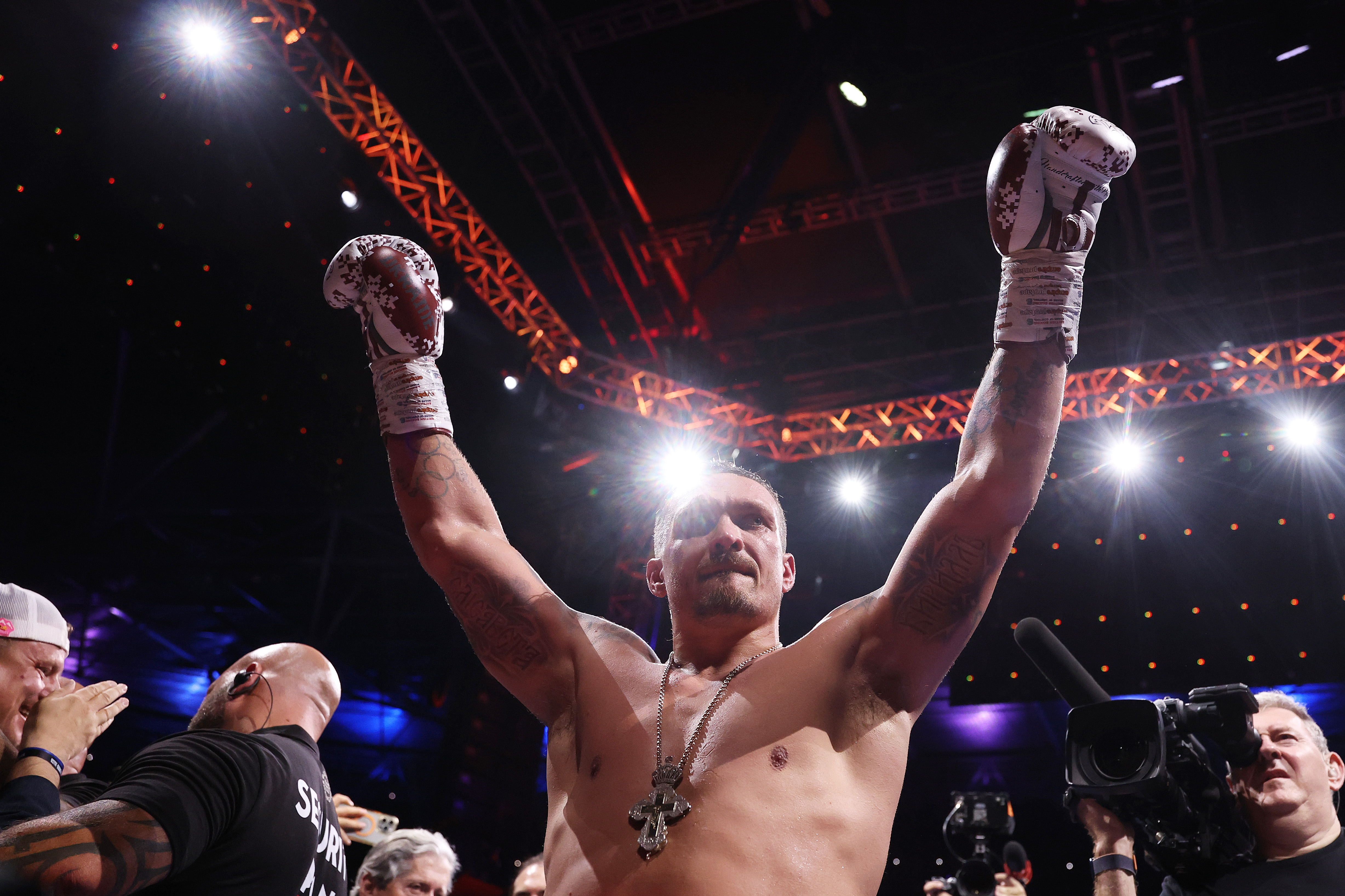 Zelensky congratula Usyk per vittoria mondiale a Wembley