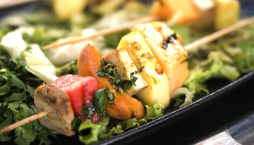 Tofu, gyümölcs, zöldség: egy egészséges grillmenü titkai lépésről lépésre