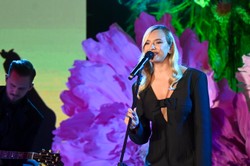 Królewskie traktowanie Natalii Nykiel przez organizatorów sylwestra Polsatu. Tyle dostanie gwiazda