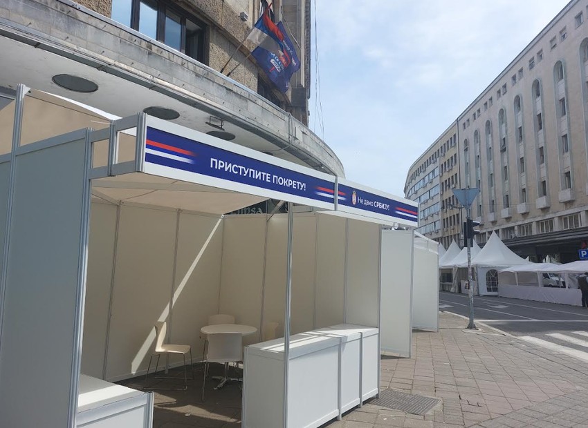 Štand za informisanje o pokretu