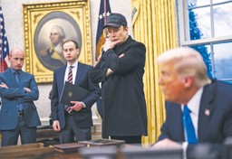 Donald Trump chce sprzedać Teslę. To koniec wielkiego sojuszu z Muskiem?