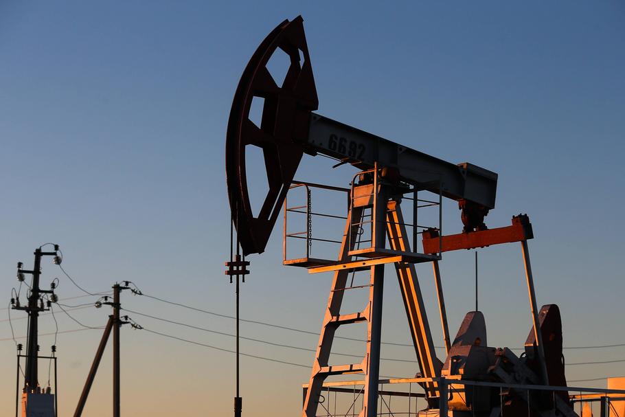 W minionym tygodniu ropa na giełdzie w Nowym Jorku potaniała o ponad 10 proc.
