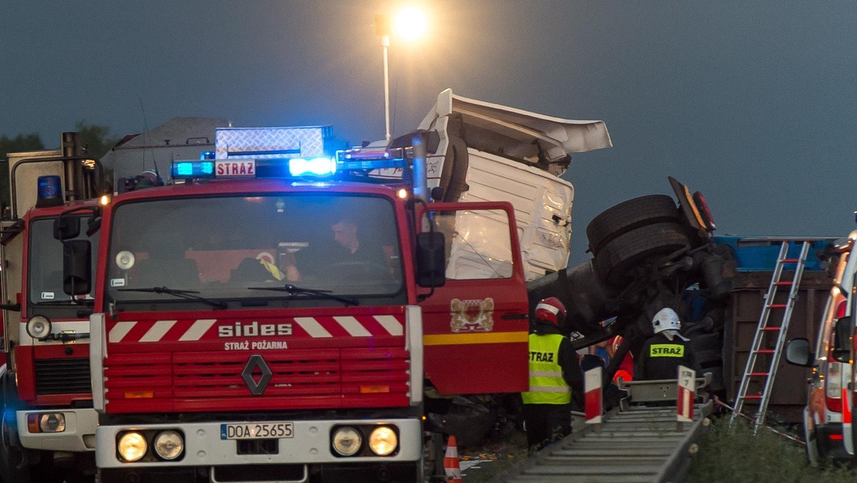 wypadek, karambol, straż pożarna