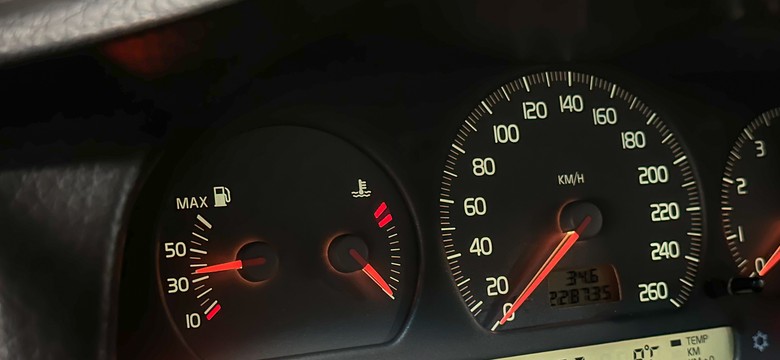 Kiedy samochód naprawdę się rozgrzewa? Niewielu kierowców o tym wie
