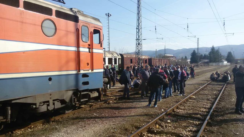 Umesto mršavih železničarskih plata, još mršavije penzije