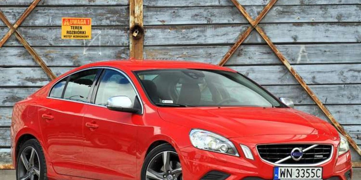 Volvo S60 T5. Wygoda i wygląd