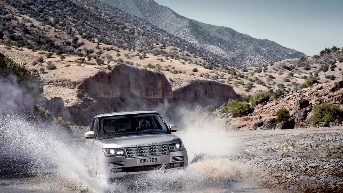 Już wiemy, jak jeździ nowy Range Rover