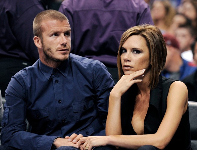 Posh została zdradzona przez Davida Beckhama z nianią ich syna, Rebeccą Loos. Victoria była wtedy w ciąży, nosząc w brzuchu kolejne dziecko słynnego piłkarza.