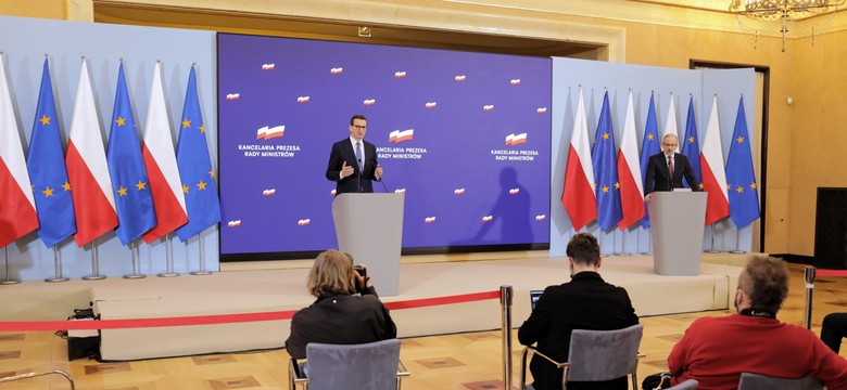 Zarabiasz do 12800 miesięcznie i stracisz na Polskim Ładzie? Premier: Wtedy rozliczenie jak 2021 r.