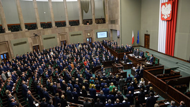 Sejm uchwalił wart 9,1 mld zł program modernizacji służb