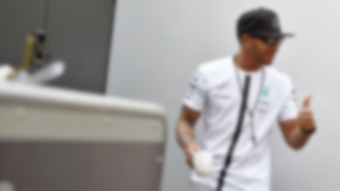 Lewis Hamilton może testować motocykl Valentino Rossiego