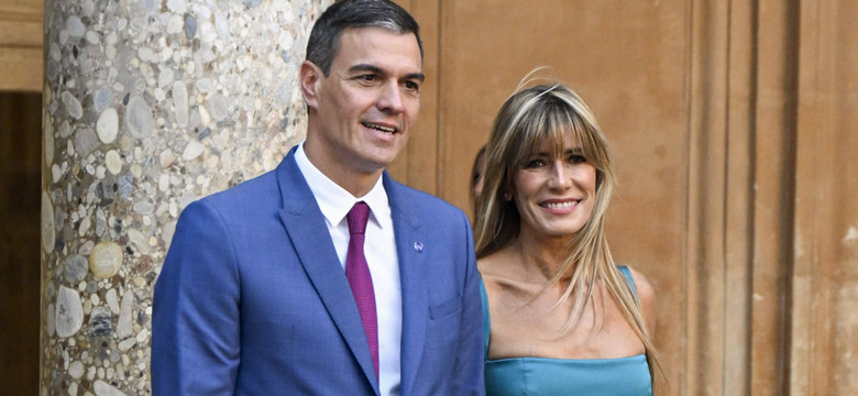Oskarżenia pod adresem żony premiera. Szef hiszpańskiego rządu zawiesił pełnienie swojej funkcji