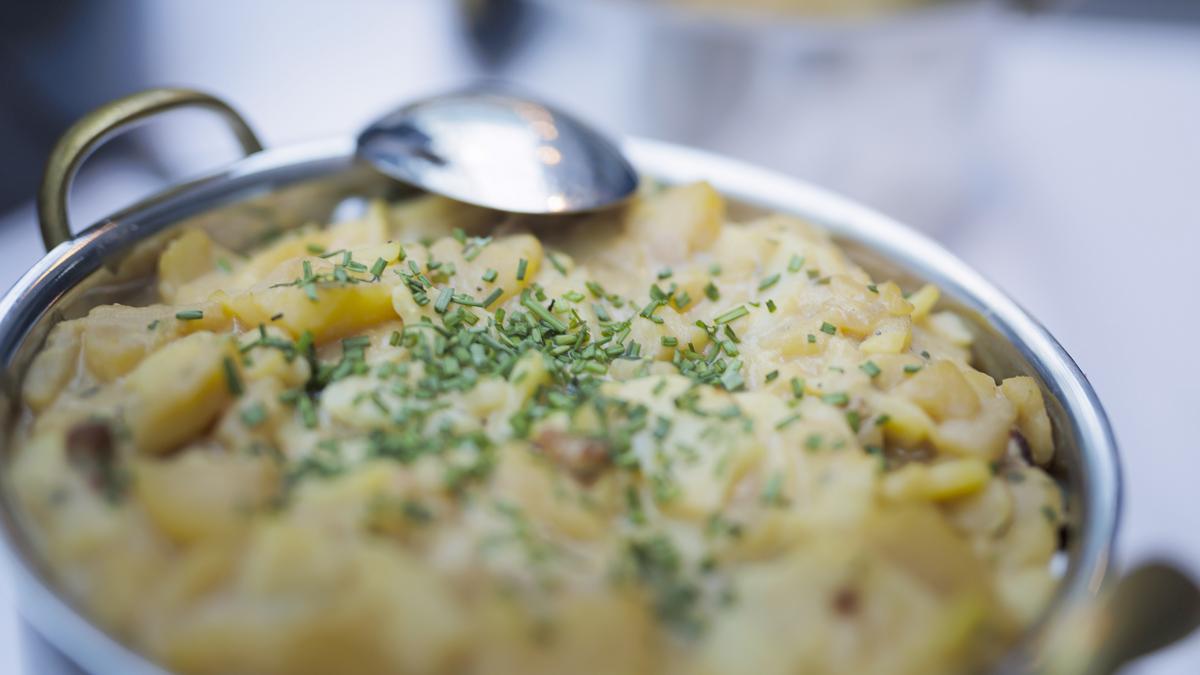 Ezt a fantasztikus krumplisaláta-receptet neked is el kell készítened!