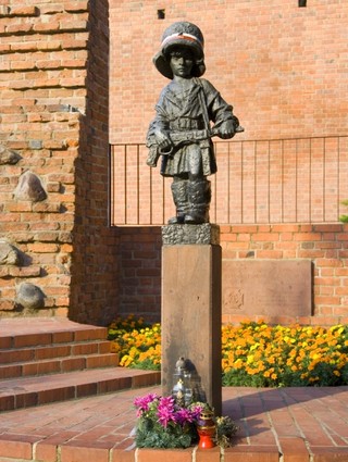 Dora, Pająk, Wypad i inni. Historia powstańczych pseudonimów