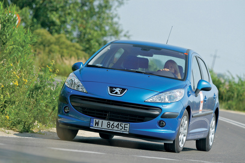 PEUGEOT 207 