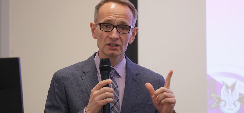Prof. Gielerak: Wygaszanie pandemii w najbliższych tygodniach [ROZMOWA]
