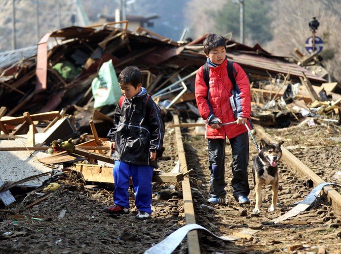 Mali mieszkańcy miasta Kamaishi w prefekturze Iwate