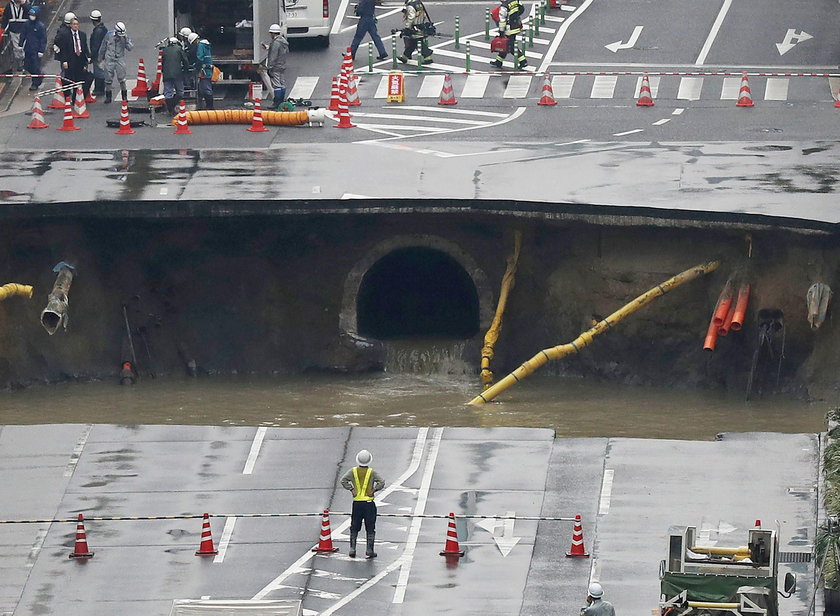 Gigantyczna dziura w centrum miasta. Po tygodniu stało się coś niewyobrażalnego!