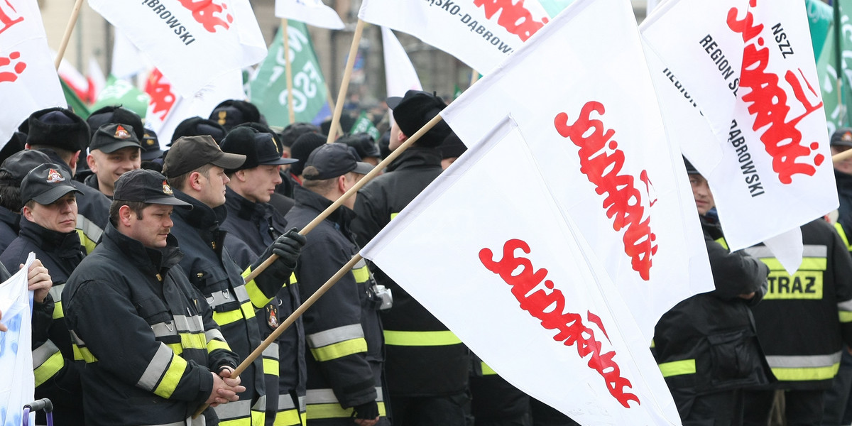 Mundurowi zablokują miasto. Protest funkcjonariuszy pod Sejmem