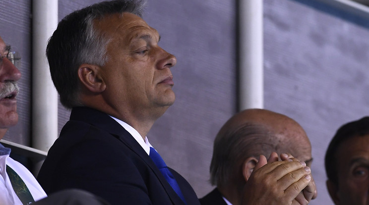 Orbán a 2024-es olimpia rendezés reményében hozhatja haza a fáklyát /Fotó: AFP
