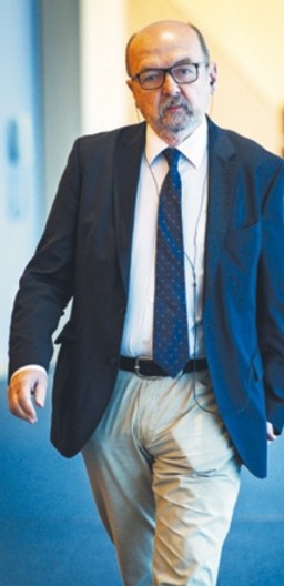 Legutko: Lista lektur powinna być o wiele dłuższa niż obecnie. W szkole trzeba czytać książki