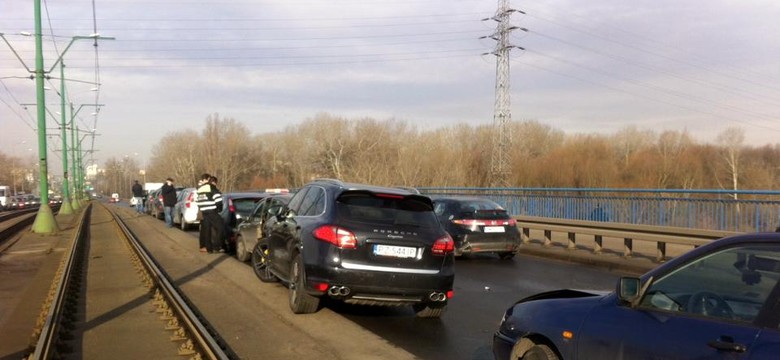 Wypadki na wielkopolskich drogach. Na Hetmańskiej doszło do karambolu