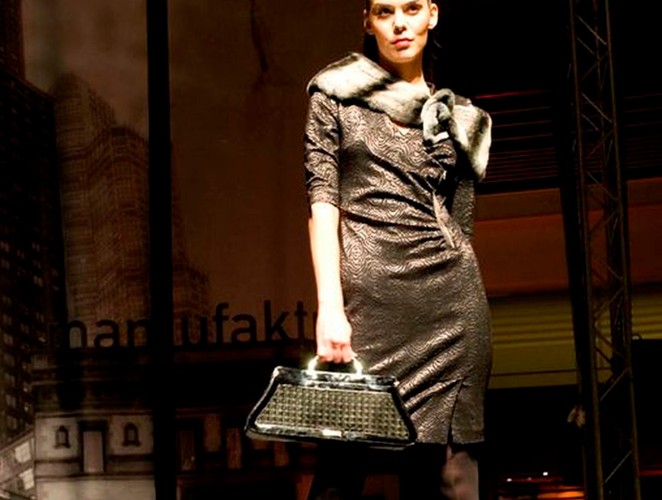 Elisabetta Franchi Celyn b. w kolekcji jesień-zima na Manufaktura Fashion Week