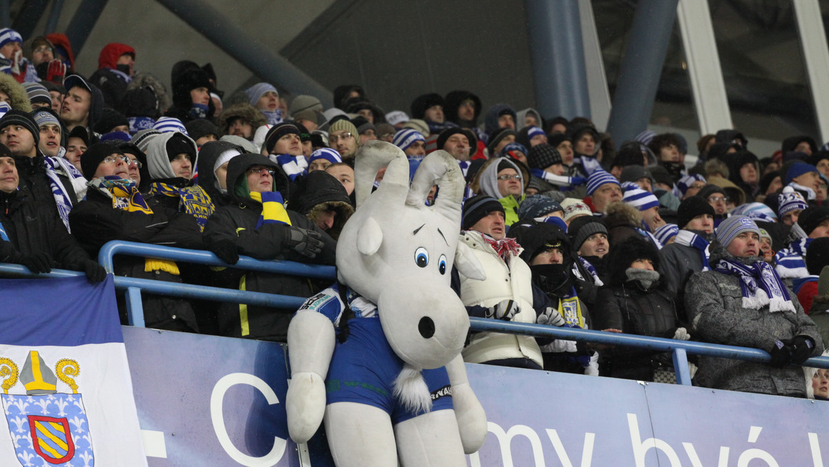 O tym, że kibice poznańskiego Lecha należą do jednych z najlepszych w Polsce, wie niemal każdy, kto choć trochę interesuje się futbolem. Doping na meczach mistrza Polski jest tak głośny, że aż trzęsą się bloki w okolicy stadionu przy Bułgarskiej. W ślady fanów Kolejorza poszli… kibice Manchesteru City.