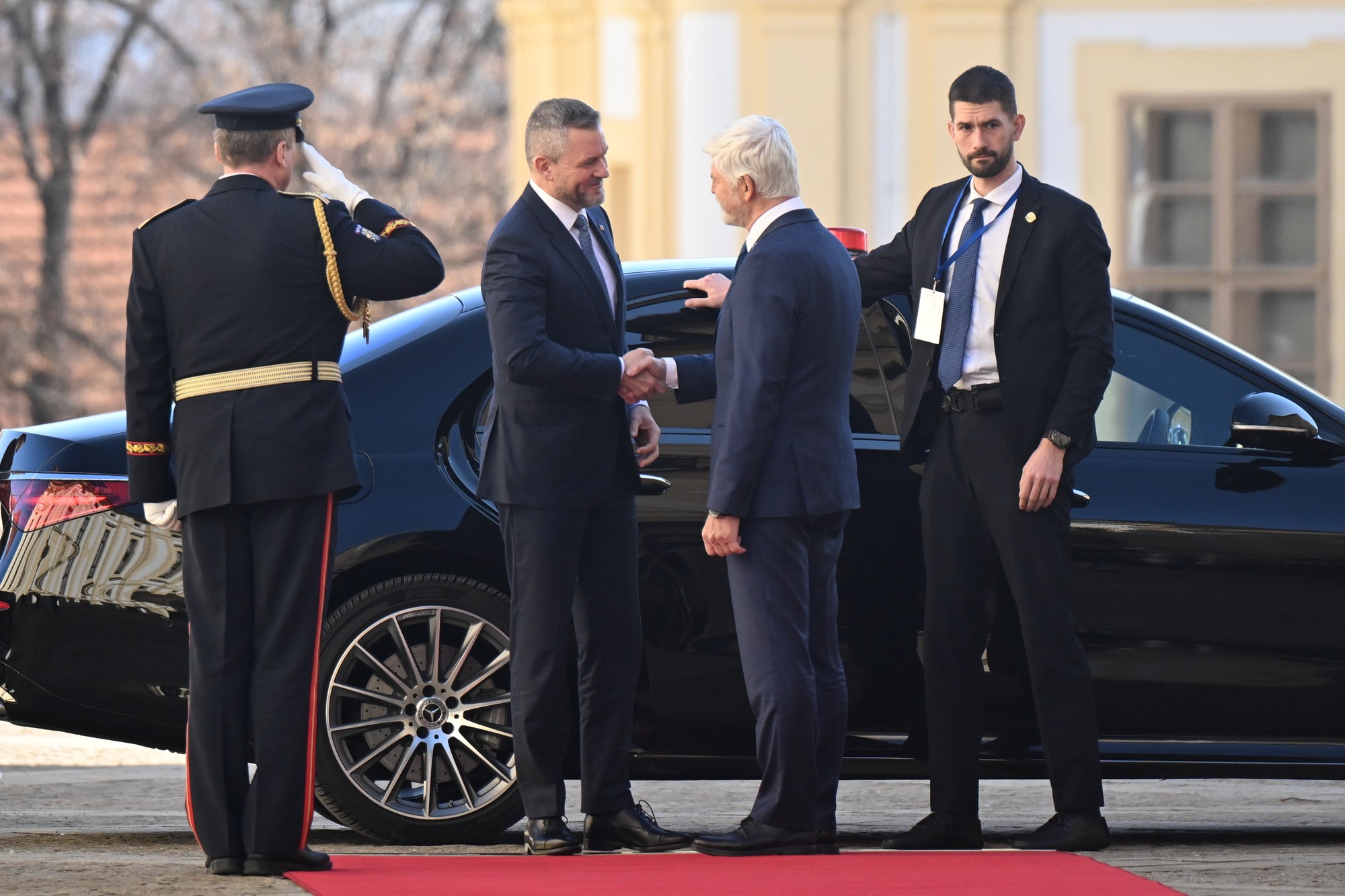 Český prezident Petr Pavel a slovenský prezident Peter Pellegrini.