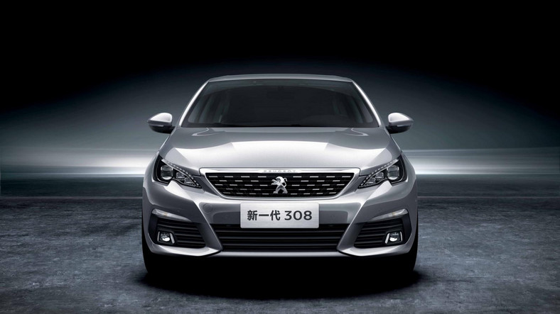 Peugeot 308 Sedan