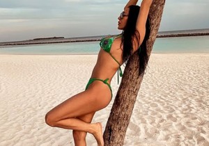 Ceca Ražnatović u kupaćem