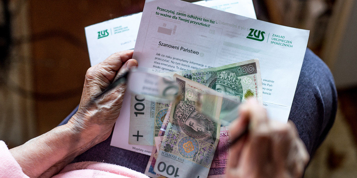 Coraz większa różnica między ostatnią wypłatą a emeryturą będzie zmuszać Polaków do dłuższej pracy