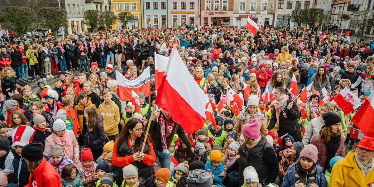 Puck. Chwycili się za ręce i pobili rekord.