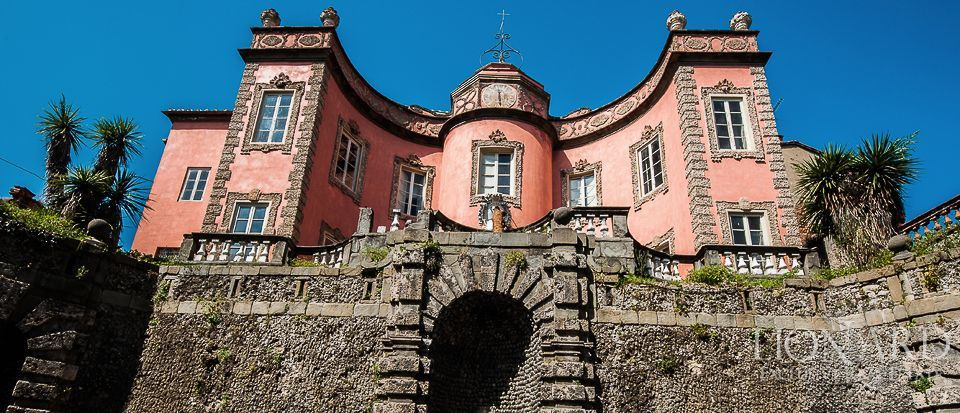 Villa Garzoni, znana jako "willa Pinokia", w Collodi została wystawiona na sprzedaż
