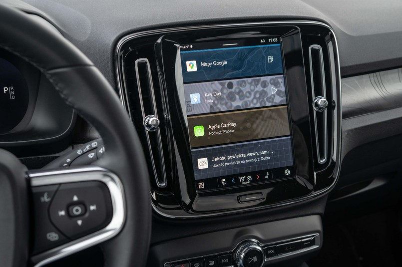 Volvo EX40 Performance Black Edition