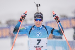 Biathlon. Fillon Maillet najlepszy na dochodzenie, słaby występ Guzika