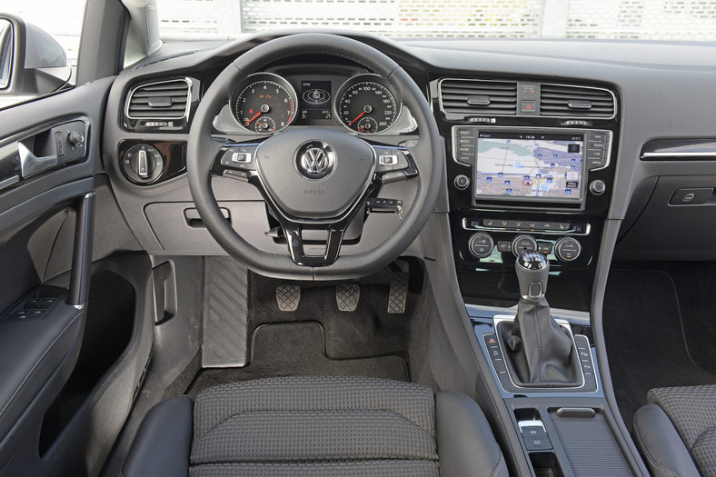 Volkswagen Golf VII