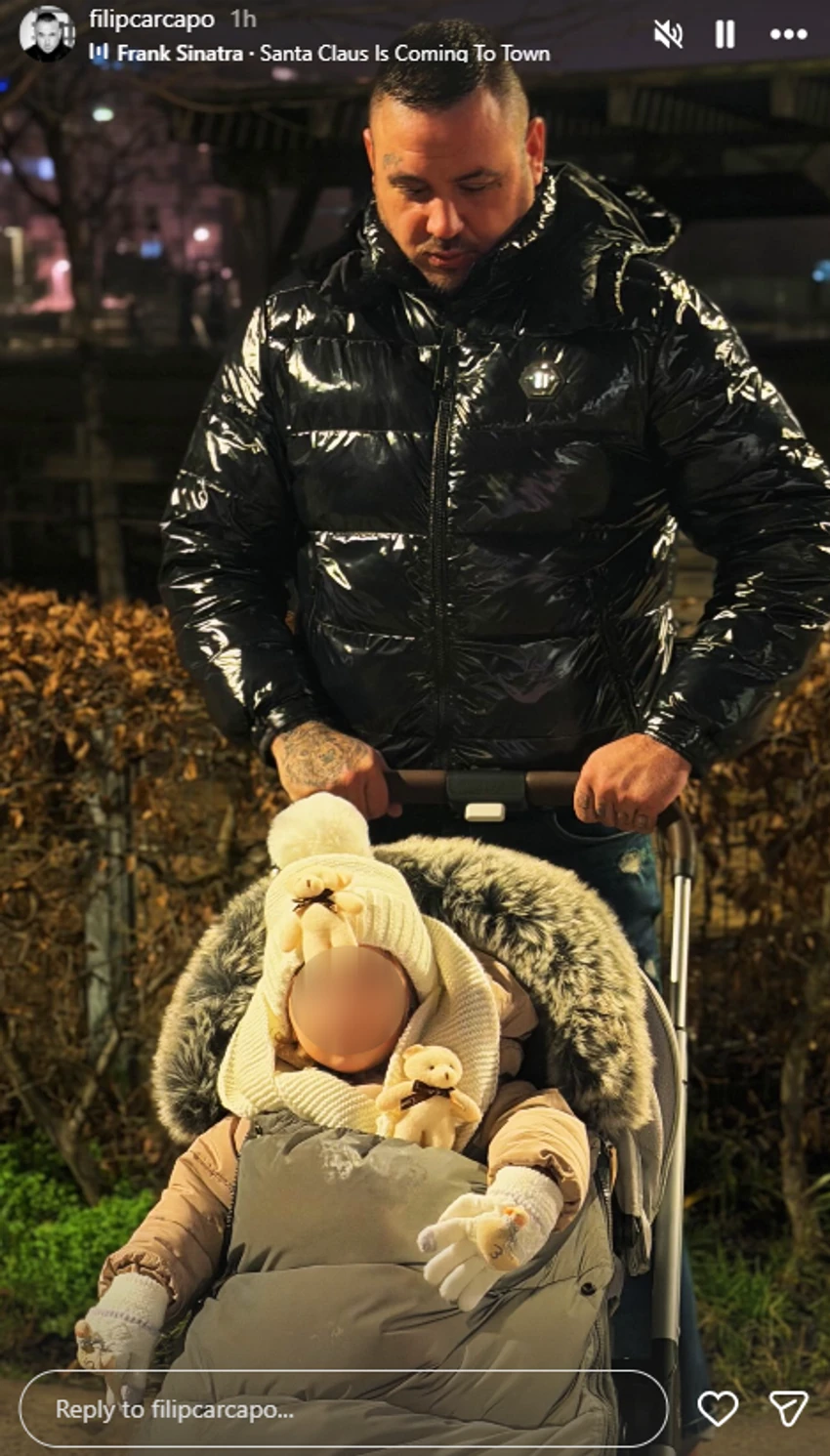 ĆERKA FILIPA CARA I ALEKS NIKOLIĆ KAO SA MODNE PISTE DA JE SIŠLA Leona oduševila zimskim izdanjem dok je ponosni tata šeta: Scena oduševila sve