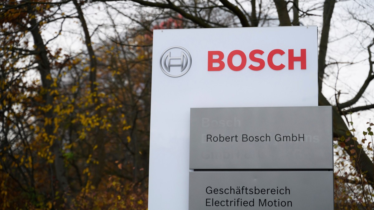 Kompanije Boš i Nojra razvijaju robote koji bi mogli da zamene radnike u fabrikama