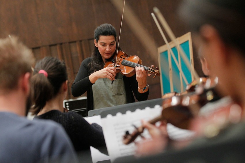 Tijana Milošević sa polaznicima filhademije